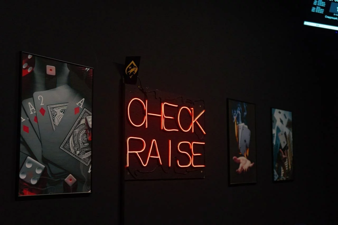 Check-Raise Poker Club