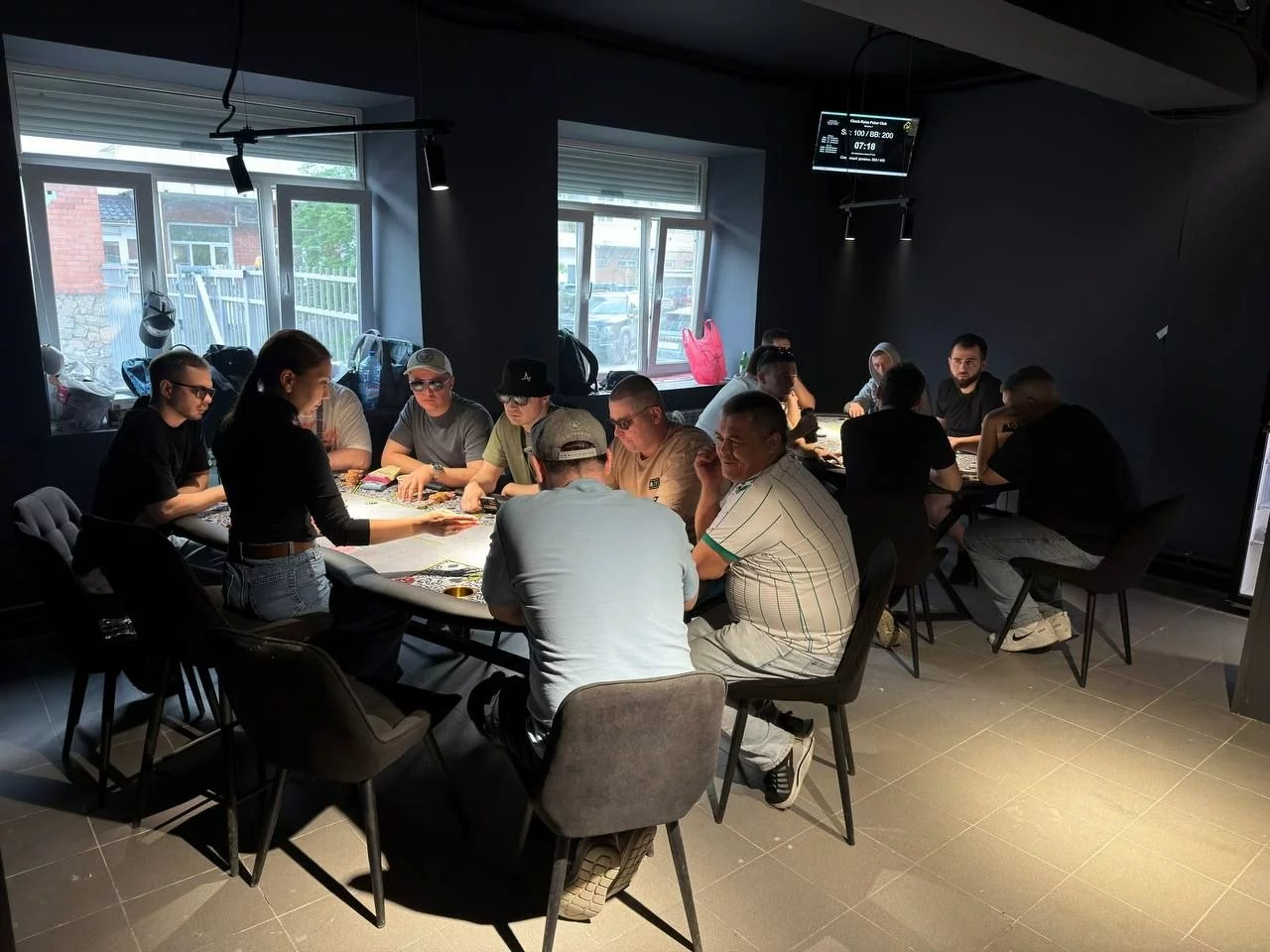 Check-Raise Poker Club
