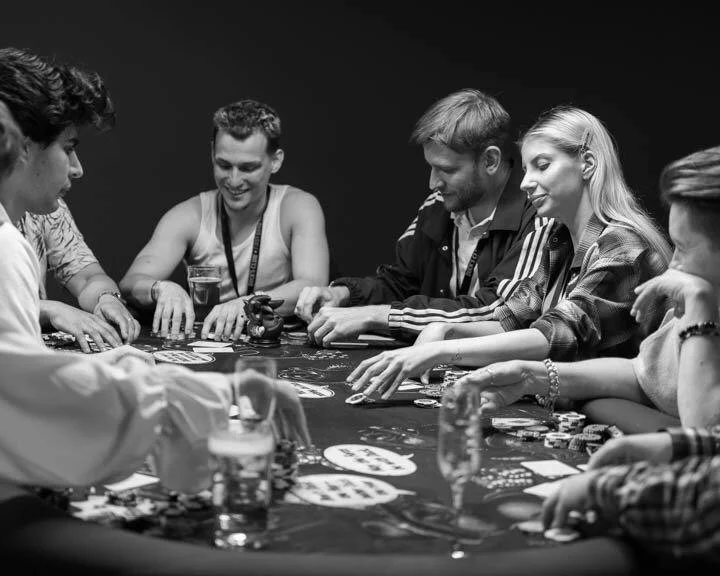 DUCK’S POKER CLUB