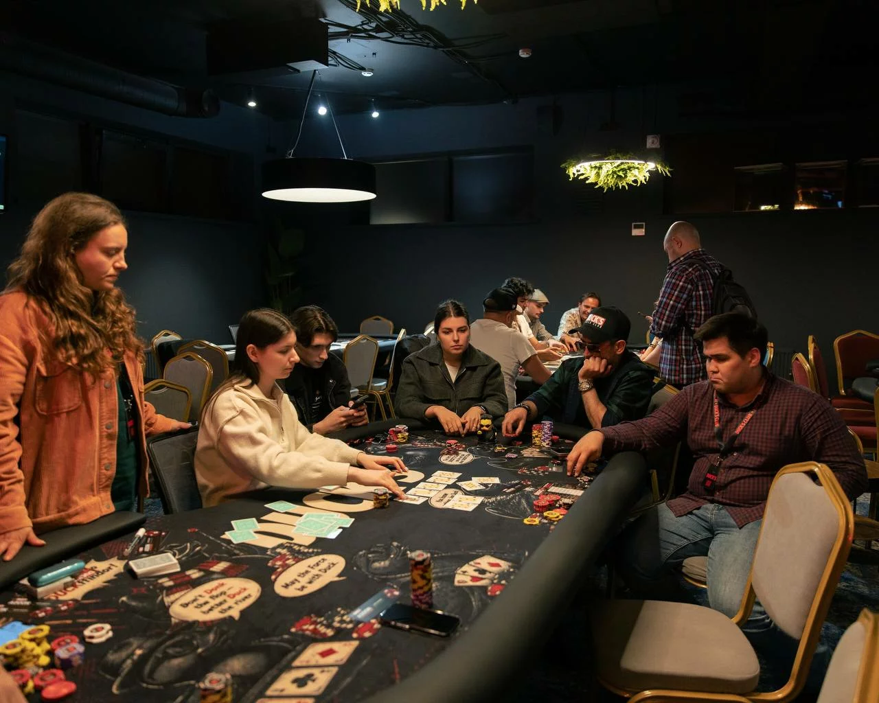 DUCK’S POKER CLUB