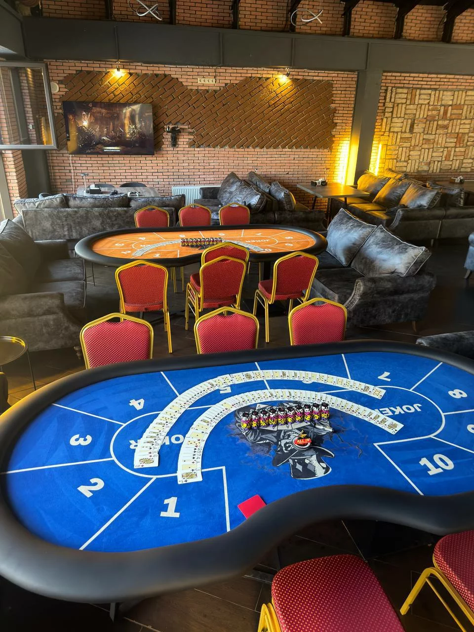 Joker Poker Club в Дзержинском