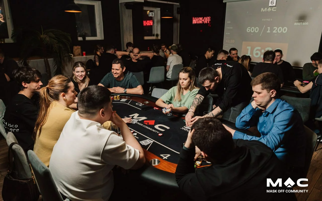 MASK OFF POKER