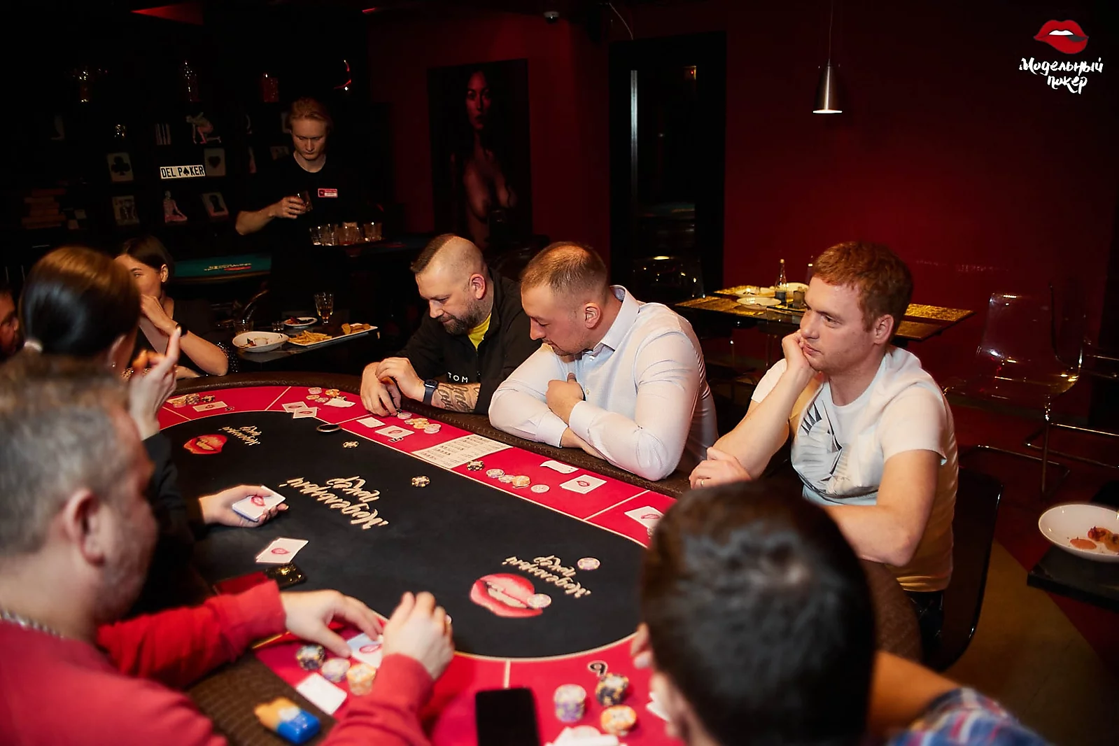 PlayBar Модельный Покер