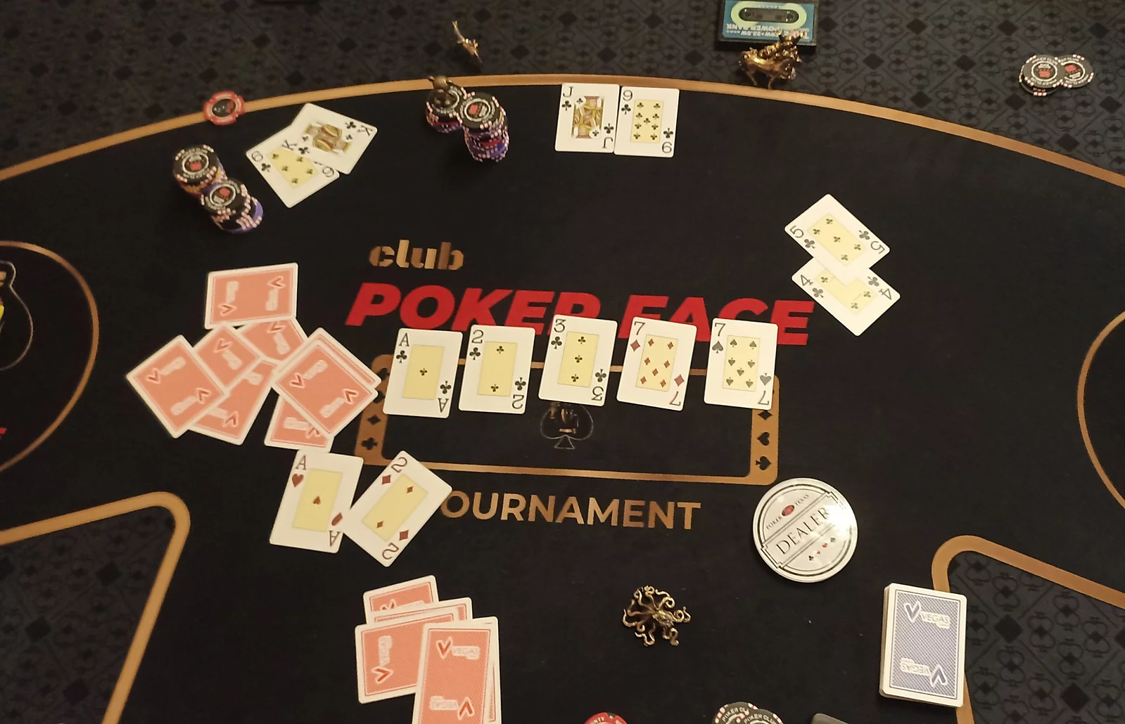 POKER FACE Сlub
