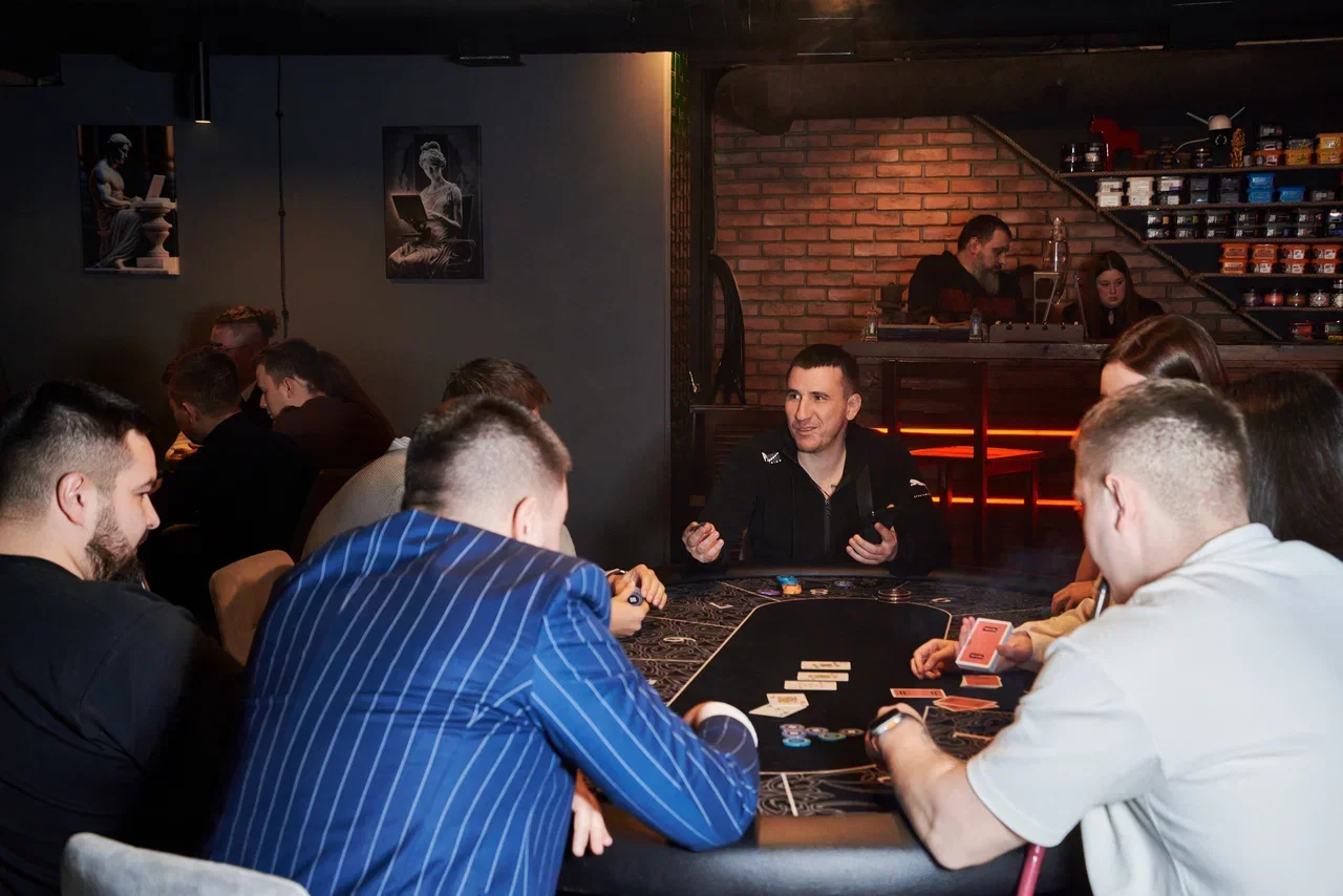 Poker Room