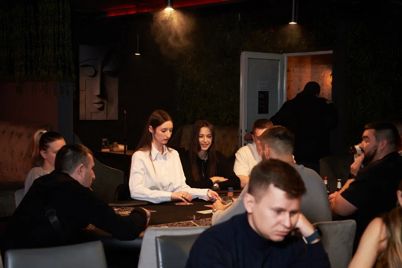 Poker Room