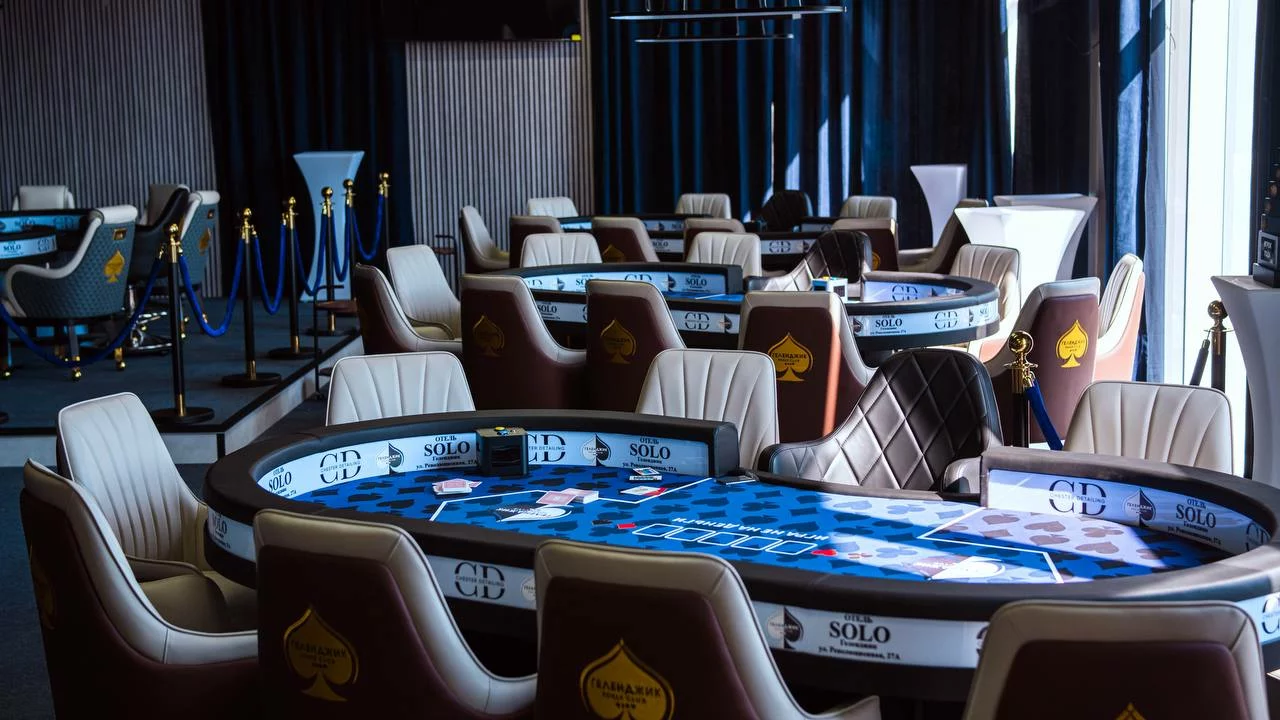 Royal Poker Club GLK